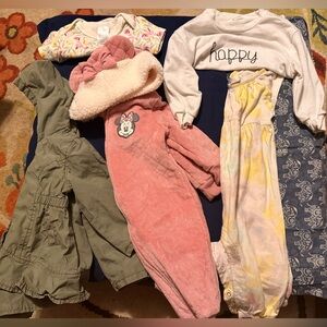 Lot of baby girl clothes size 6-12 month and 6-9 month inc Minnie Mouse Snowsuit